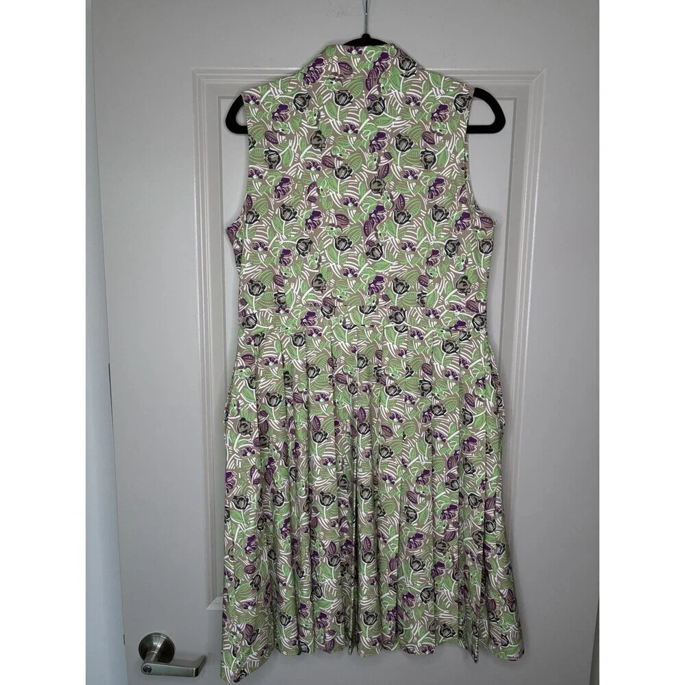 Tory Burch Printed Performance Golf Dress in Green Purple Floral Print Large